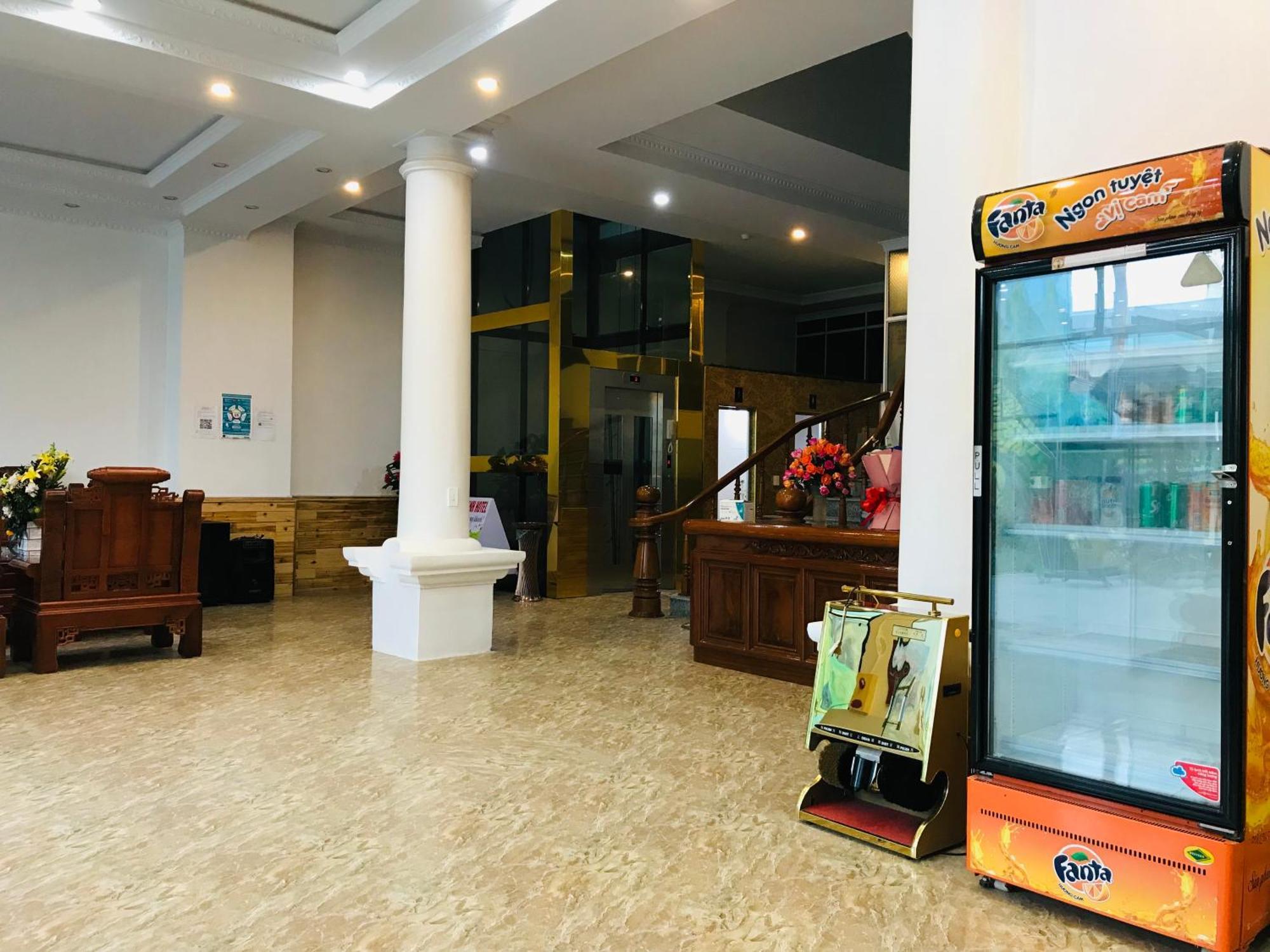 Anh Anh Hotel Bac Ha  Exterior photo