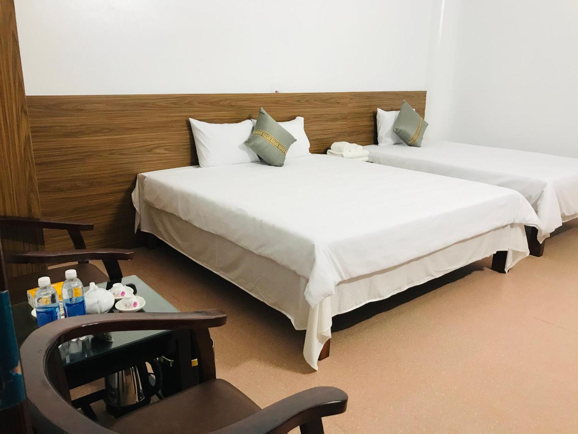 Anh Anh Hotel Bac Ha  Exterior photo