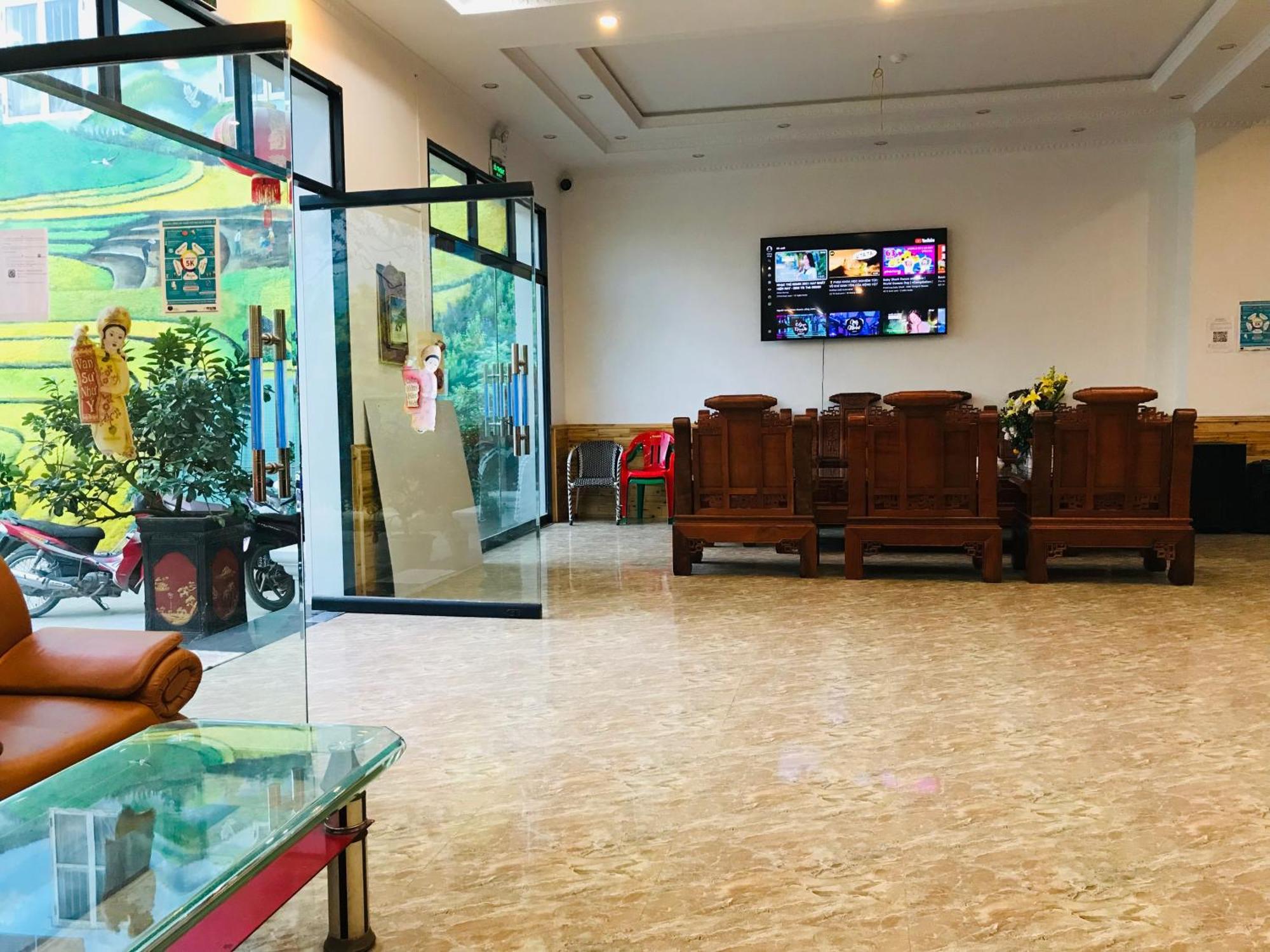 Anh Anh Hotel Bac Ha  Exterior photo
